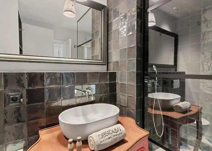 Apartment Obsidian Zafiro